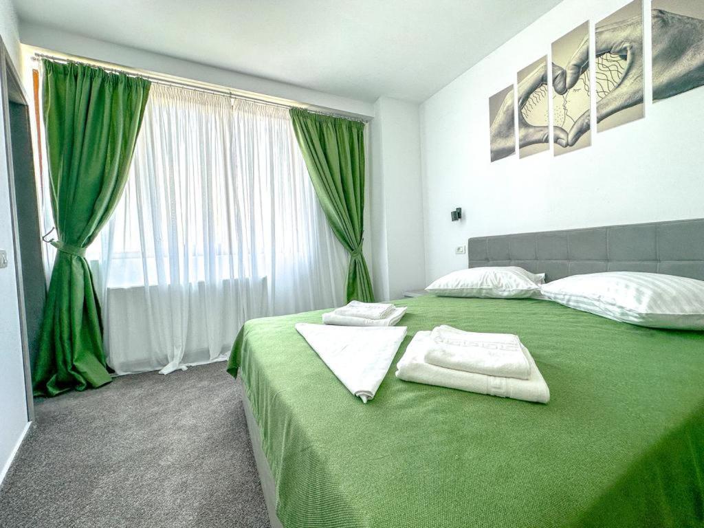 Bed and Breakfast Popasul Lui Gicuta Curtea de Argeş Exteriér fotografie