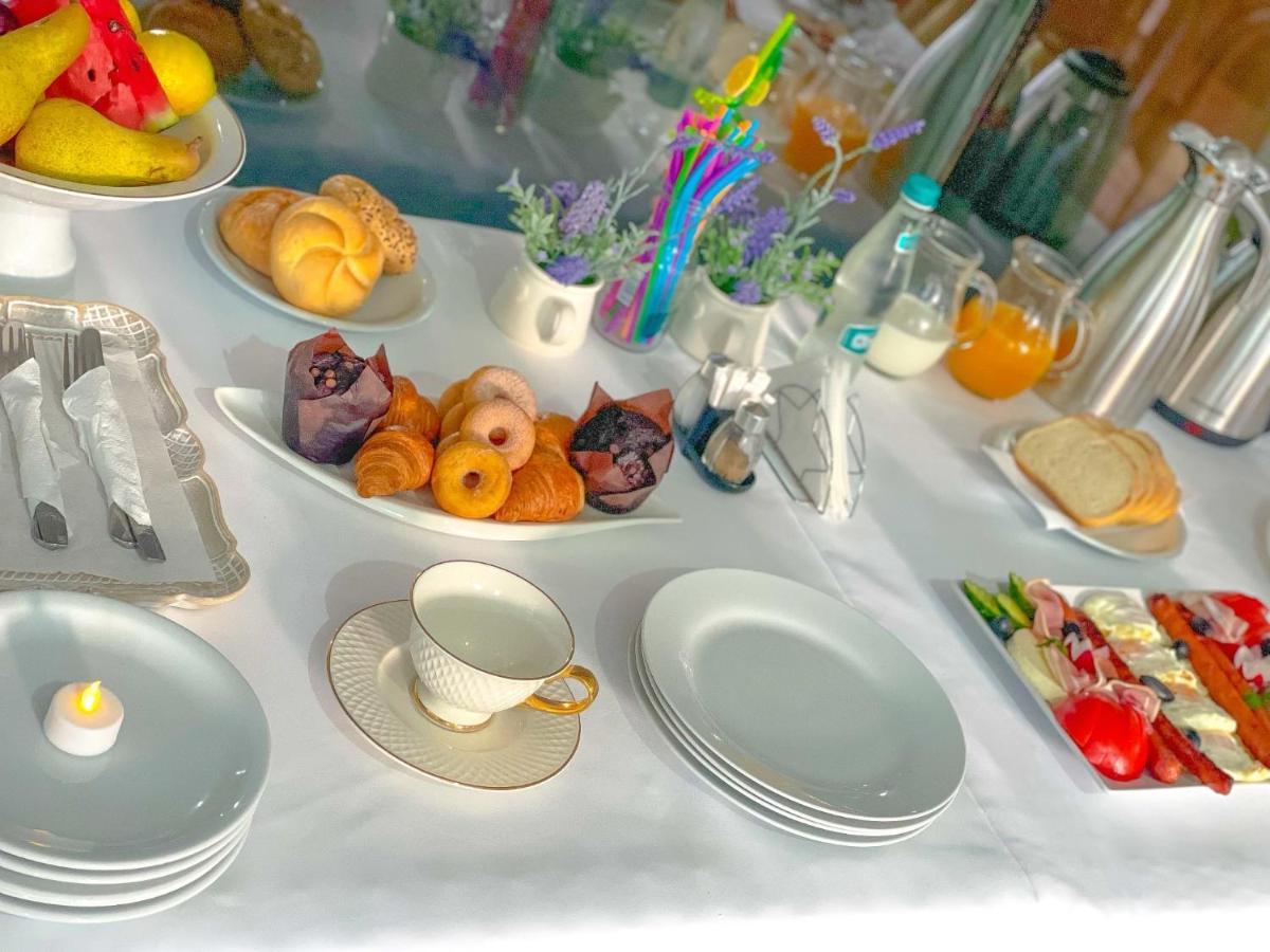 Bed and Breakfast Popasul Lui Gicuta Curtea de Argeş Exteriér fotografie